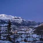 New And Exclusive With Mountain Panorama View Apartment *