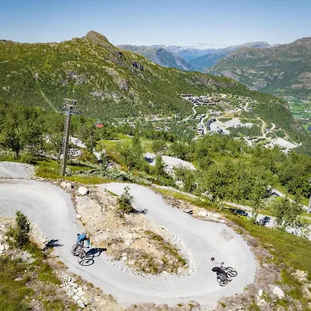 New And Exclusive With Mountain Panorama View *